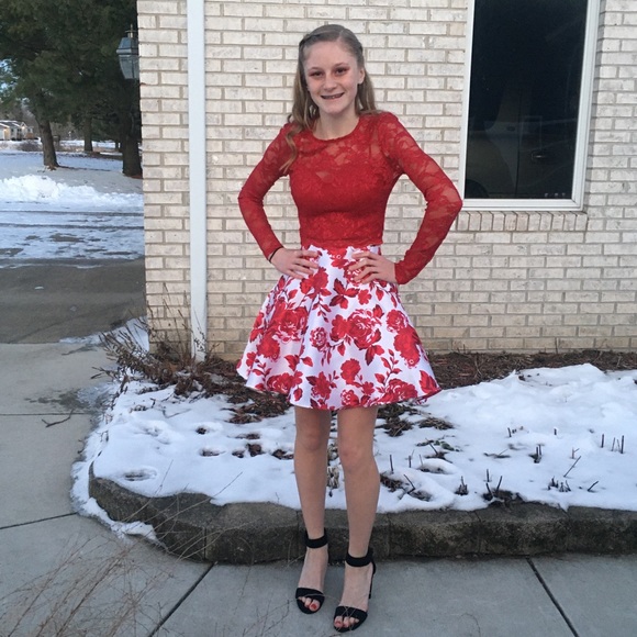 Meet your Posher, Amy - Picture 2 of 6